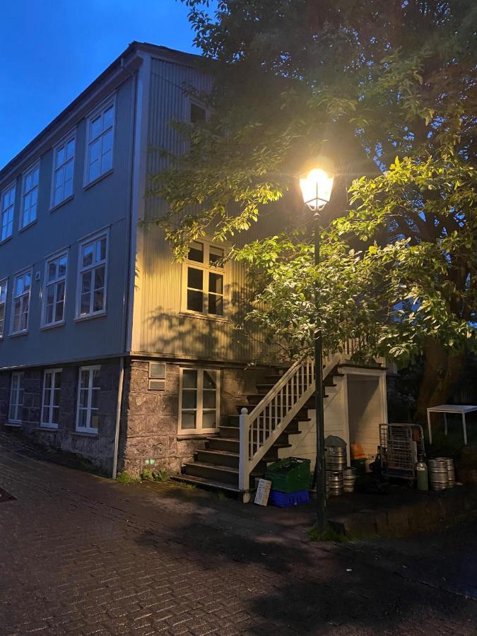Day Dream Historical Grjotagata 4 Apartment Reykjavik Bagian luar foto